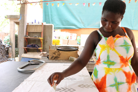 Angie batik artisan in Kokrobite, Ghana